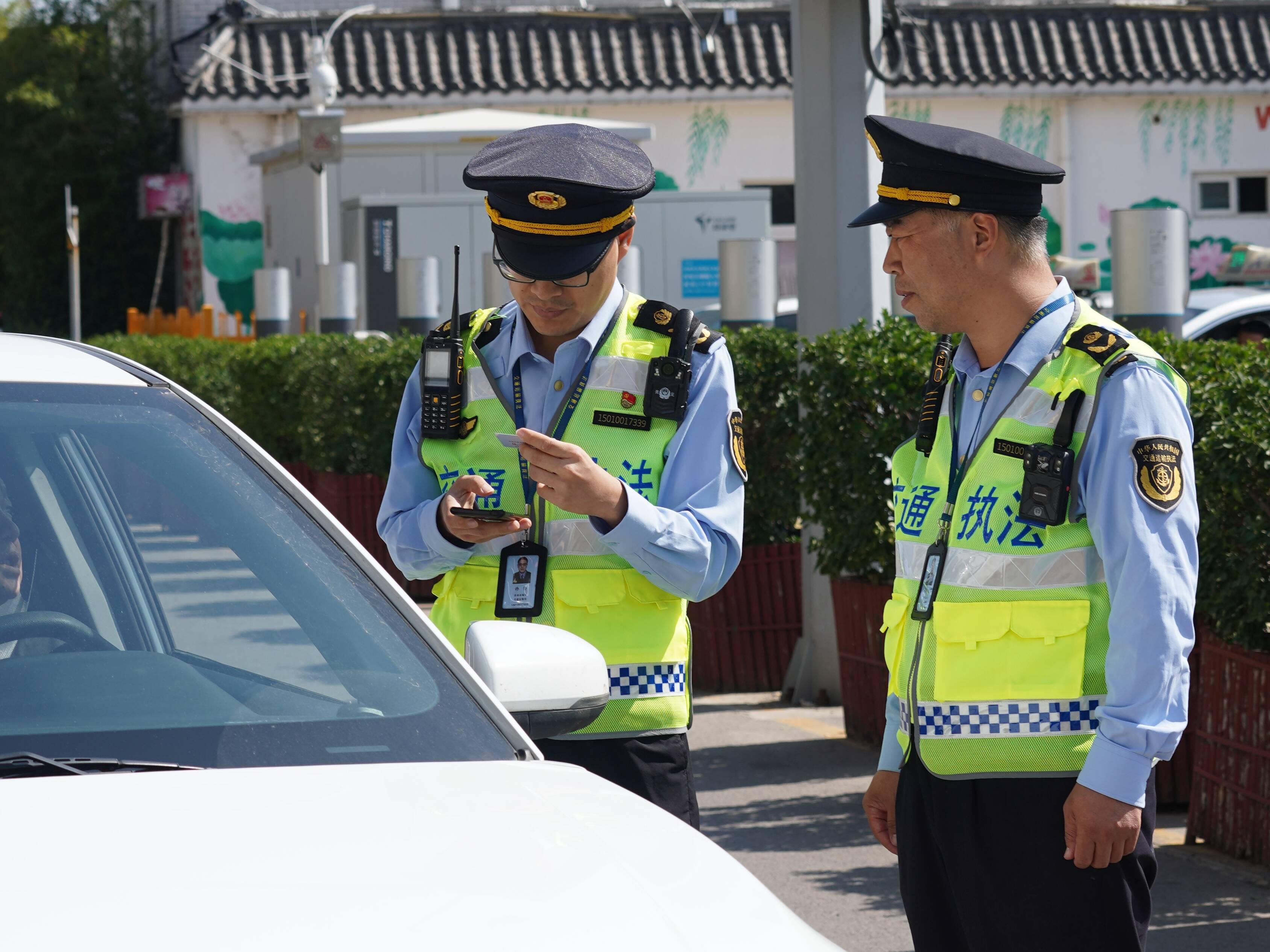济南市交通运输执法部门顺利完成“双节” 假期交通执法保障服务工作