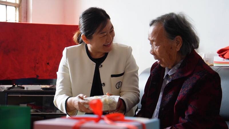 潍坊：志愿服务活动情暖“重阳” 老年人乐享晚年