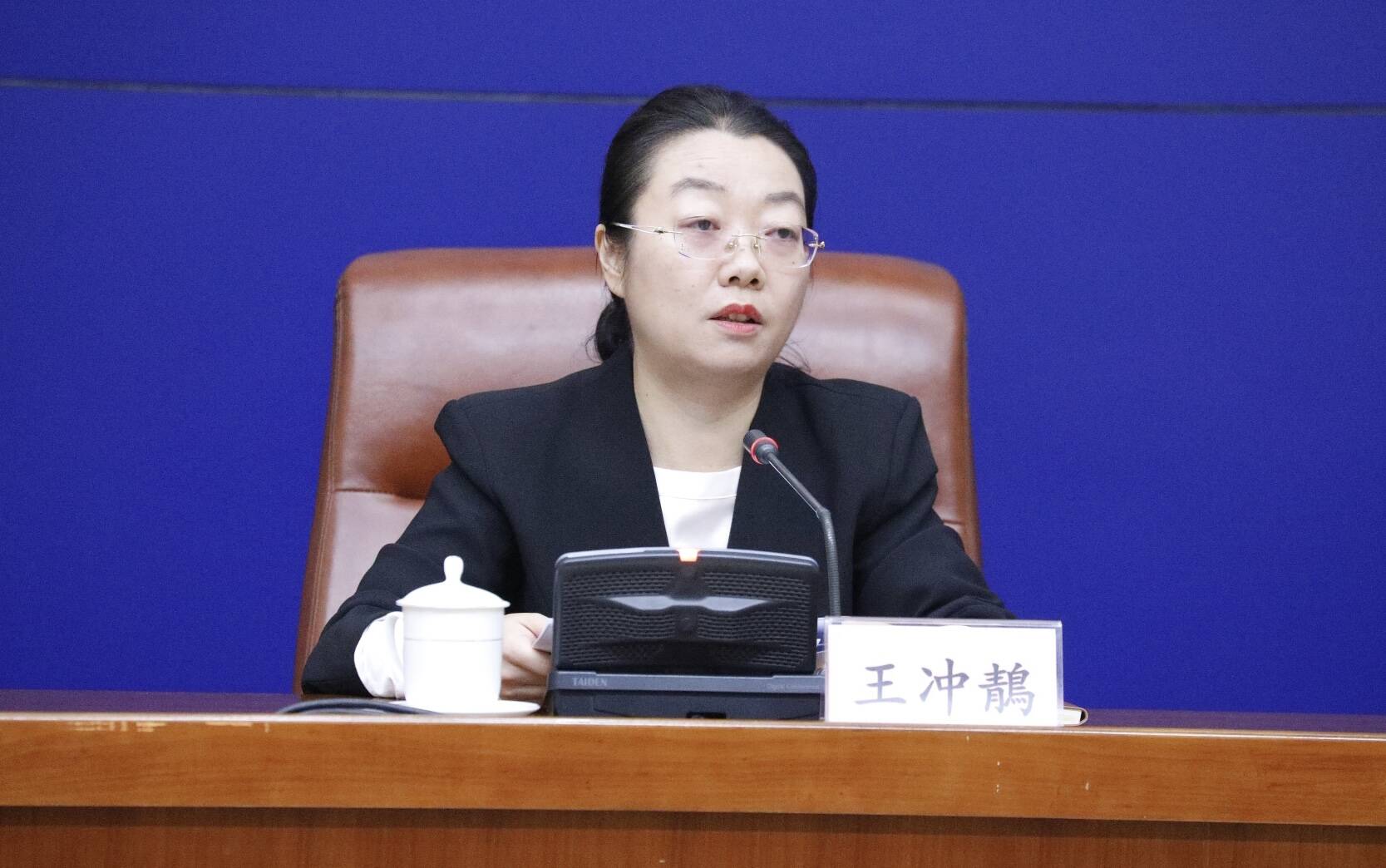 数字经济发展优势,济南市工业和信息化局党组成员,总经济师王冲鶄表示