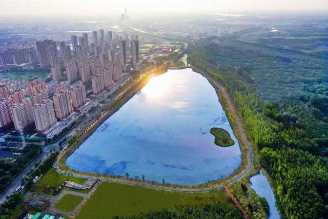 濱城區?北鎮街道玉龍湖公園：生態景觀和城市建設有機融合居民休閑有了新去處
