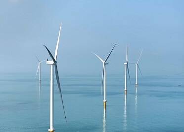乳山：国内在建单体容量最大海上风电项目并网