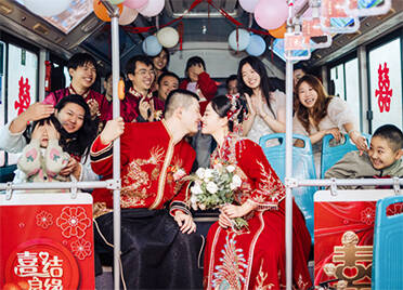 滨州推出婚庆巴士，引领结婚新风尚