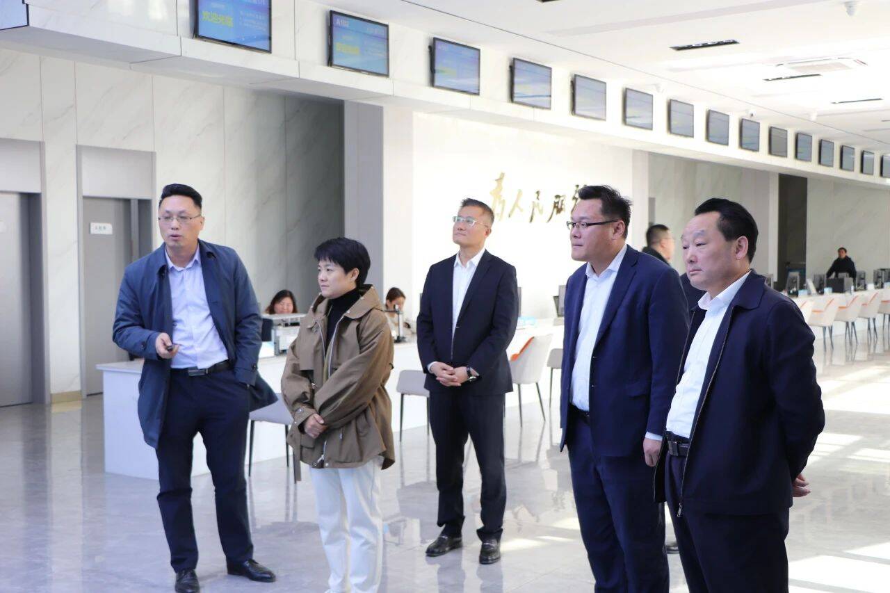 枣庄峄城崔晖副区长督导调研城乡居民医保参保缴费工作