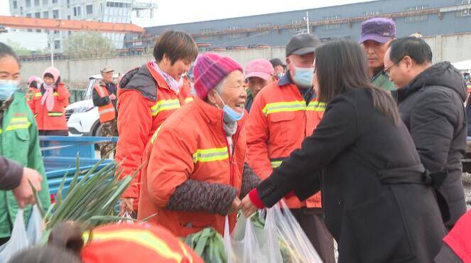 青州：40000斤爱心菜免费送一线园林环卫工人