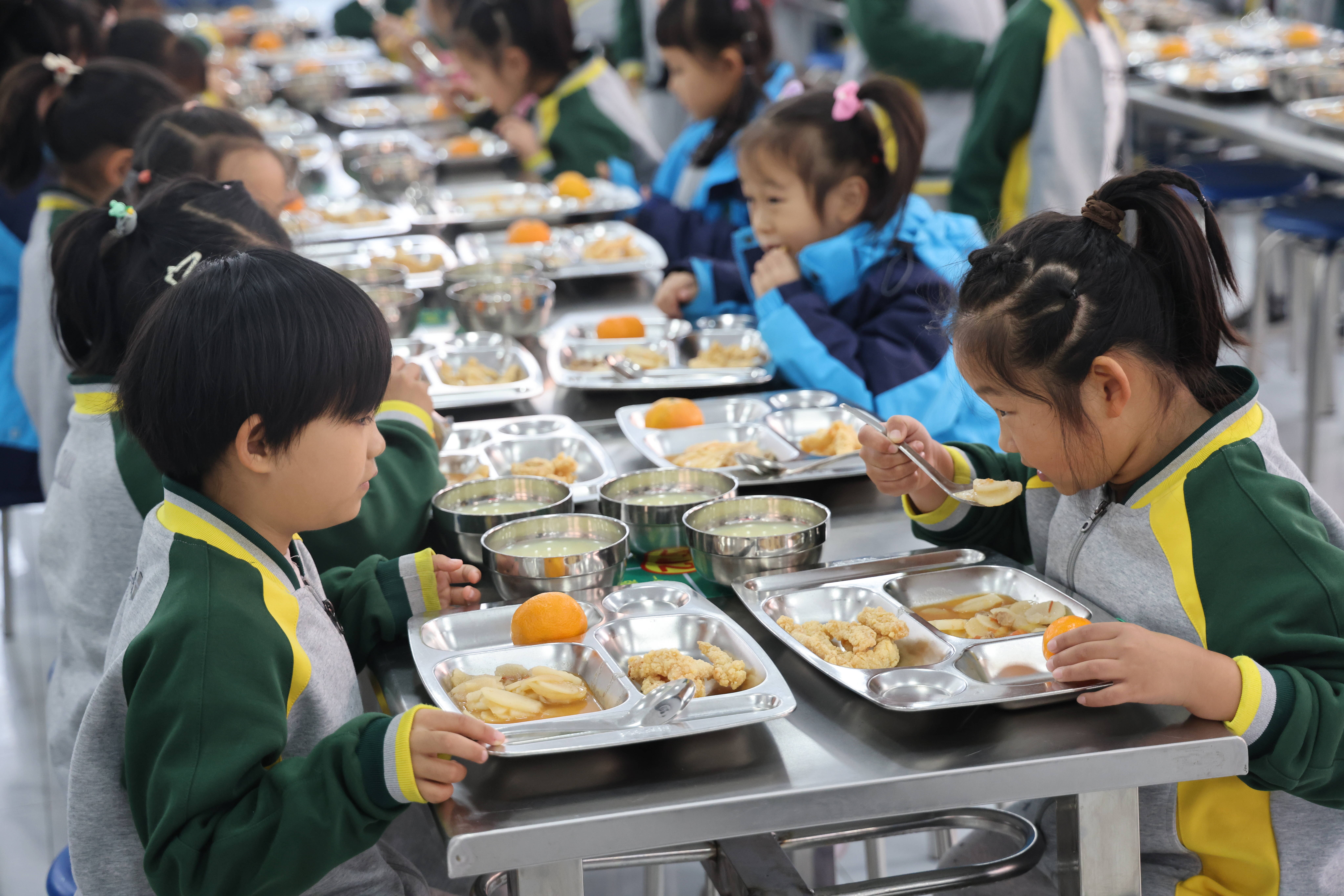 2023年食品安全宣传周｜在学校也能尝到“家的味道” 滨州市全面筑牢校园食品安全屏障