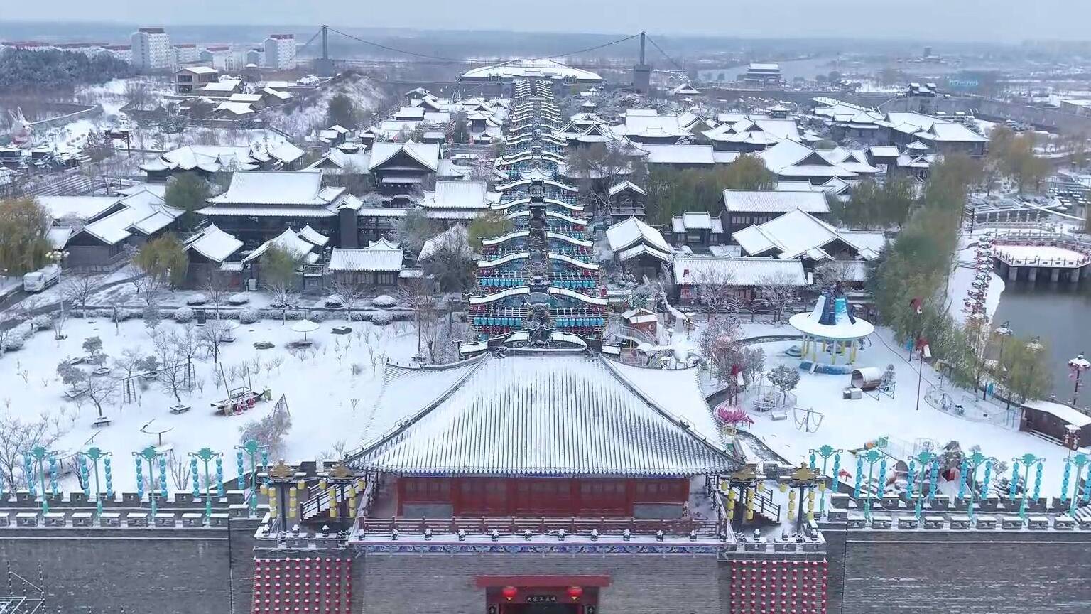 诗画山东丨亭榭楼阁白雪皑皑 雪后东平大宋不夜城更惊艳