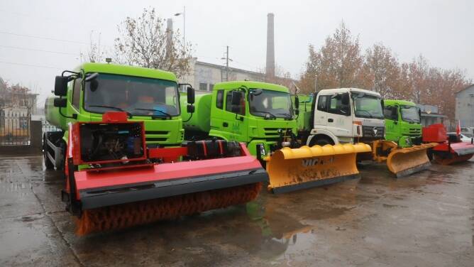 潍坊市坊子区：600余人、153台机械严阵以待 保障雪中路通、雪停路畅