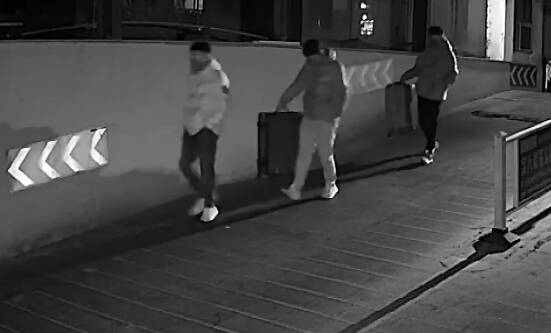 拖着行李箱盗窃地下室内高档白酒 淄博警方抓获3人