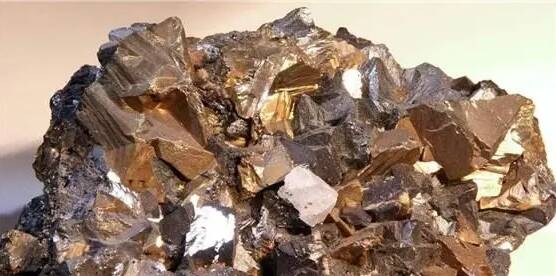 东营海关助力辖区破产重组企业恢复铜精矿进口