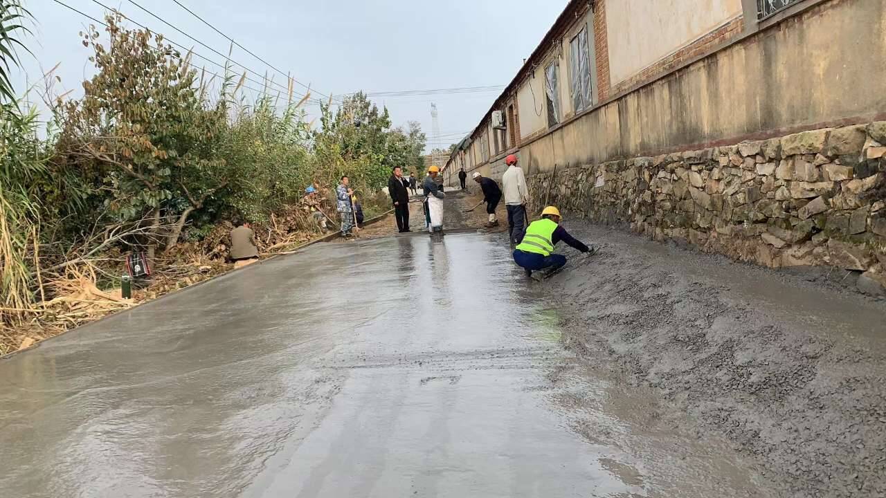铺平村民幸福路 威海水务局协调道路改造解决村民上山难题