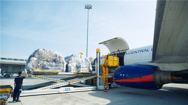 货量创历史新高 青岛机场全力打造北方航空物流转运中心