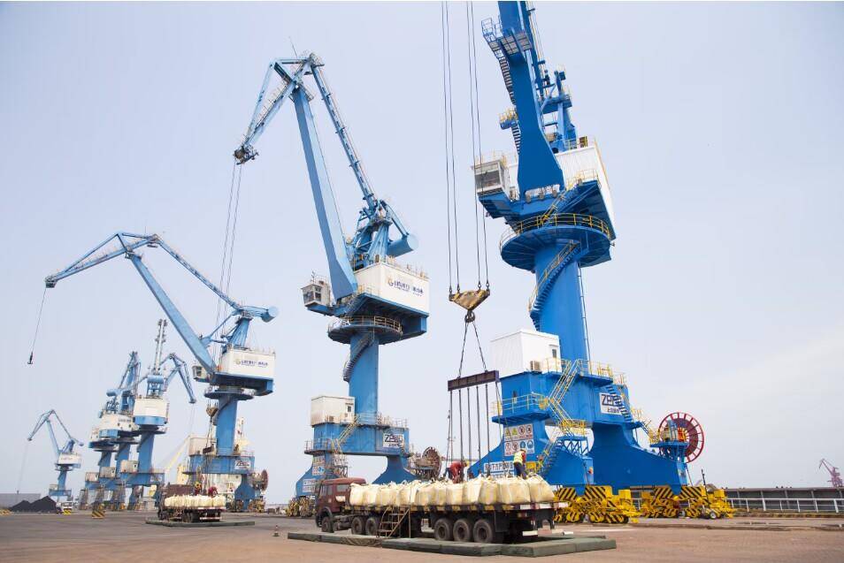 突破100万吨，潍坊港区外贸货物“直装直提”作业量创历史新高