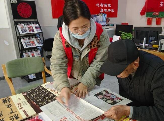 濱州市圖書館為老年公寓送書香