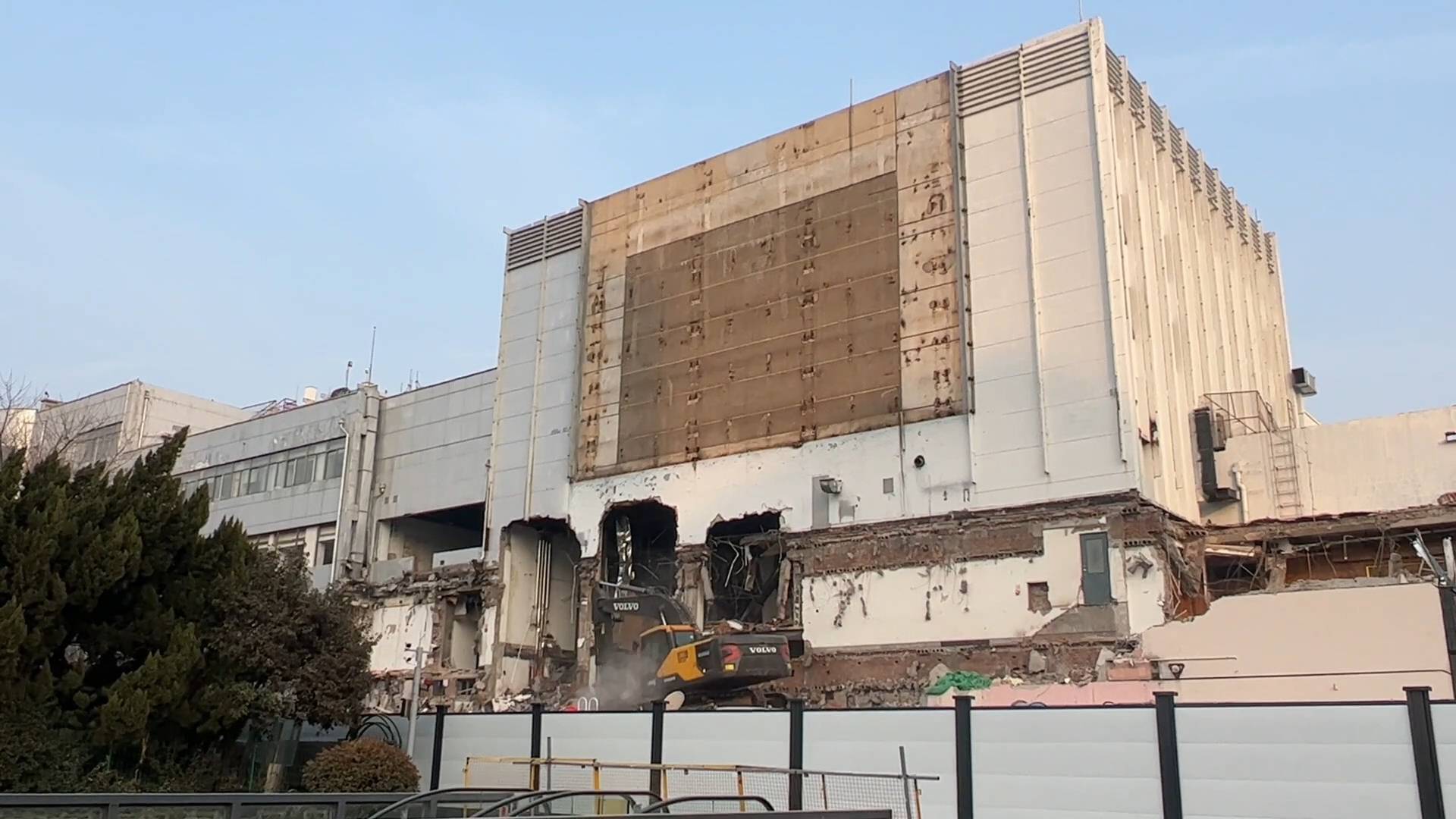 山东省科技馆旧址开始拆除 运行19年接待观众超2000万人次