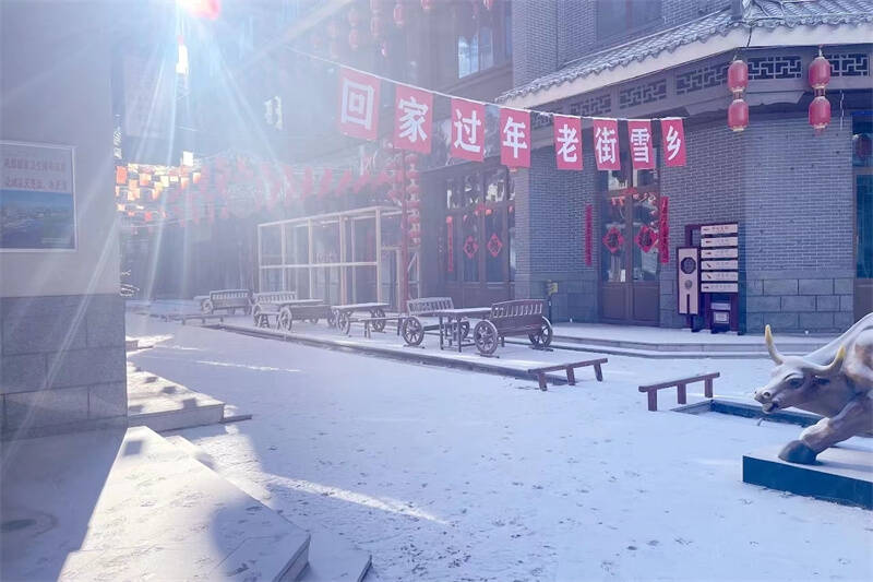“雪”后美景 扮靓泰安老街