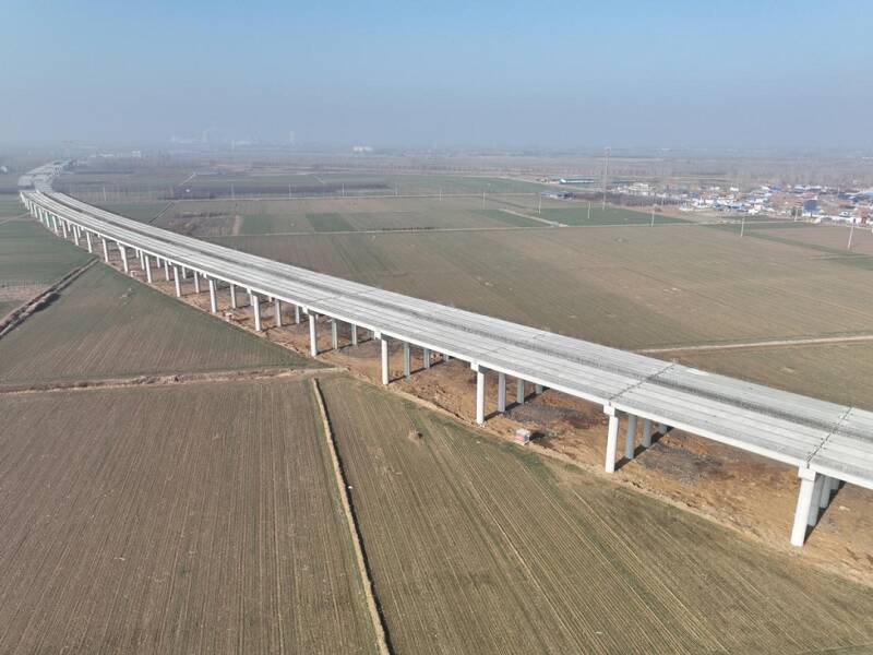 济邹高速项目泗河特大桥完成全部桩基施工