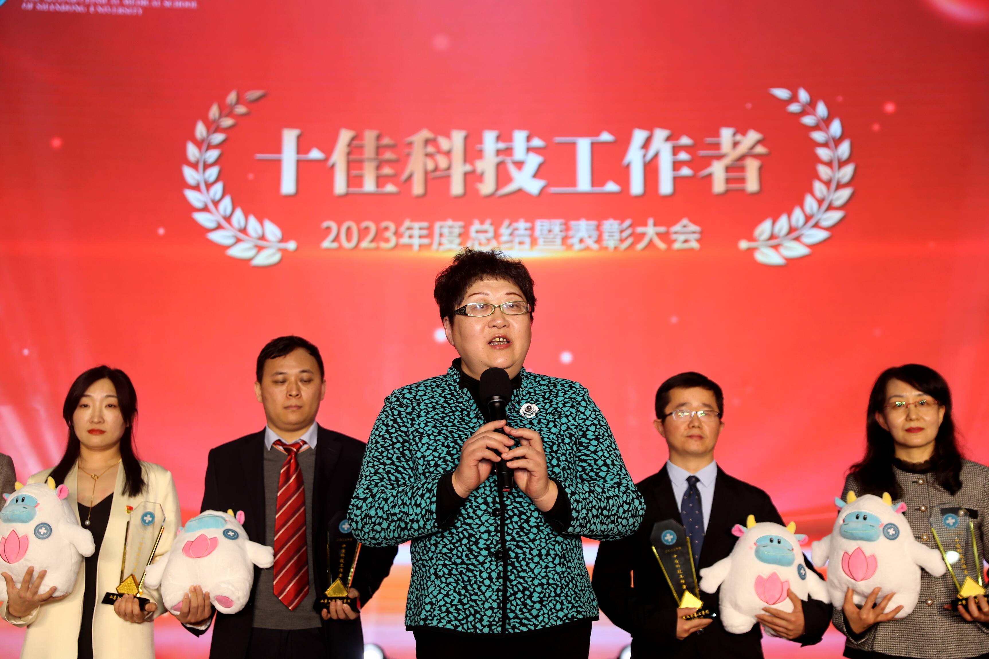 信心凝聚力量同心拼搏未来山东大学第二医院第二临床学