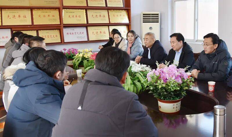 济南市人民医院到第一书记派驻村开展调研和春节走访慰问活动