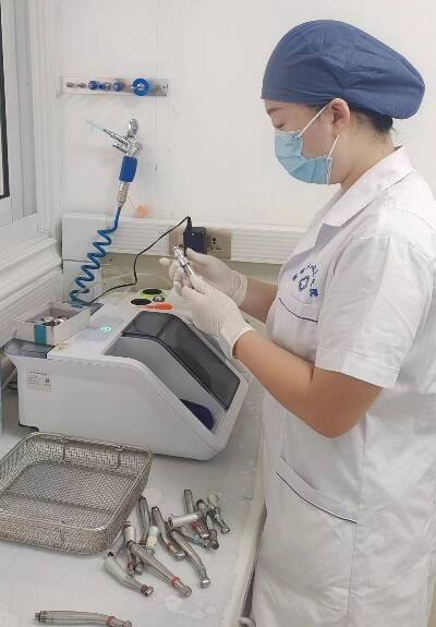 业务院长提质增效护口腔基层服务勇担当