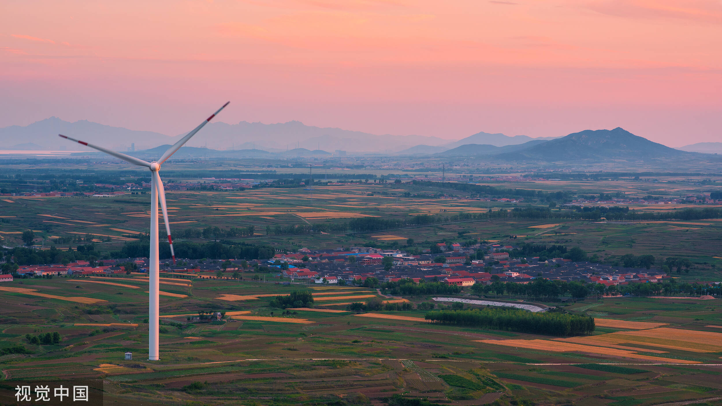 闪电评论｜山东在追“风”逐“日”中推动能源绿色低碳转型