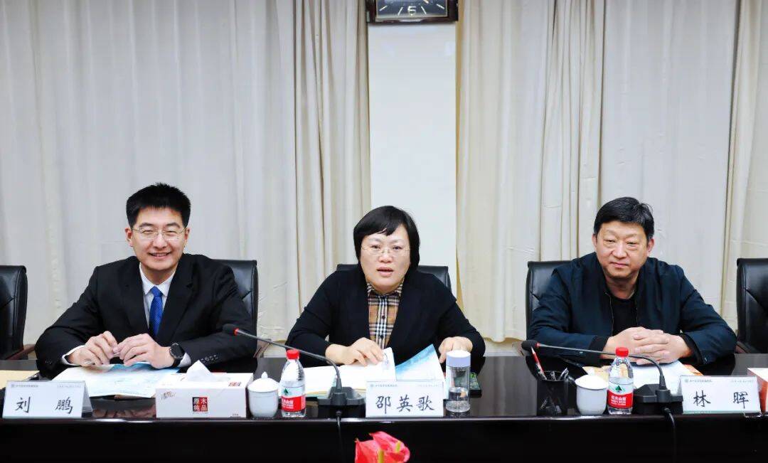 闪电号>机构>山东妇幼健康>临近春节,泗水县人民政府副县长邵英歌,县