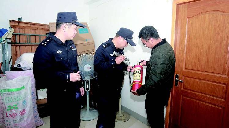 北京警方开展出租房安全隐患排查整治