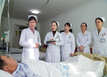 烟台毓璜顶医院外科护士长于鲁欣获评山东省三八红旗手