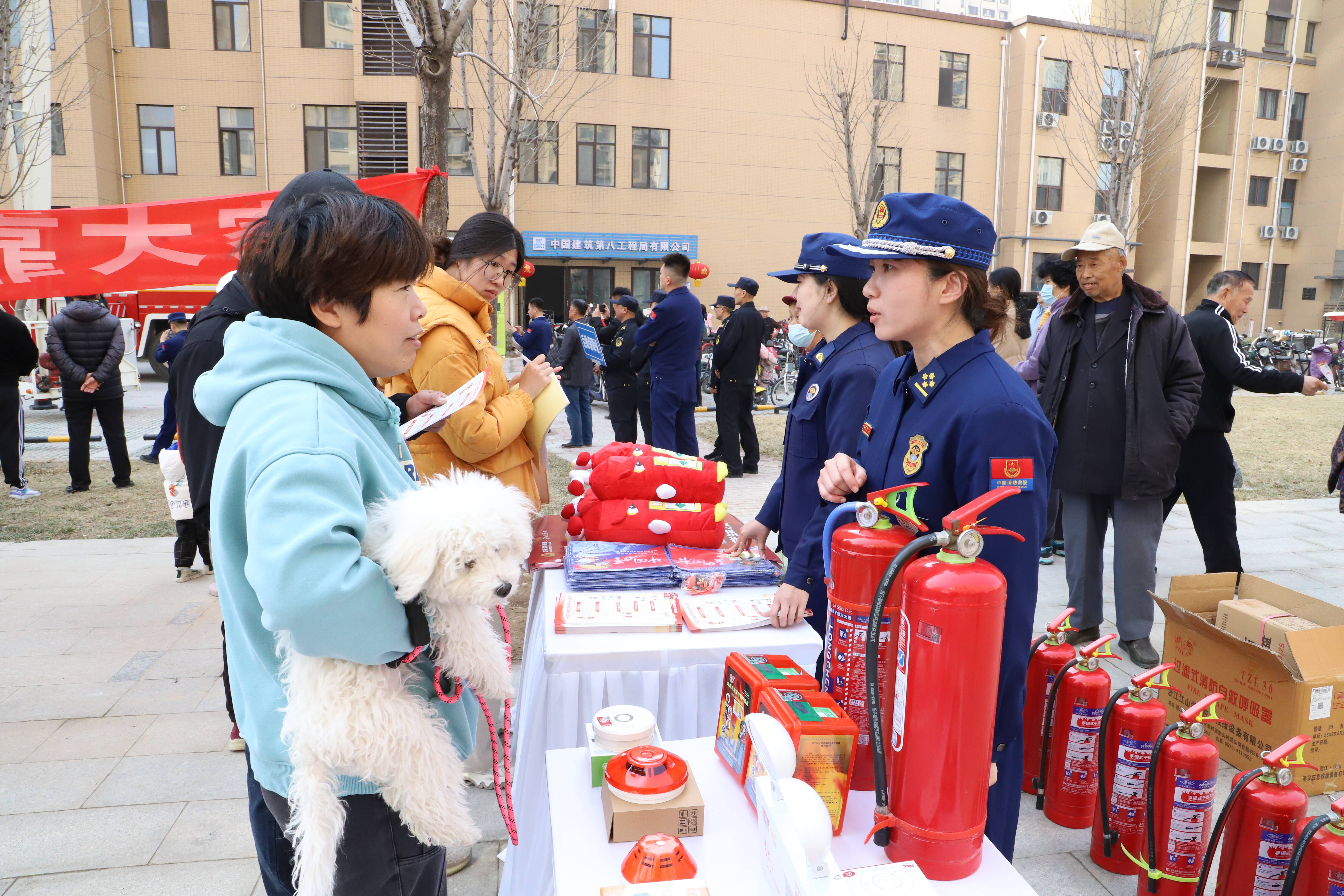济南市历城区组织开展2024年消防安全应急演练暨"3·15"消防产品宣传