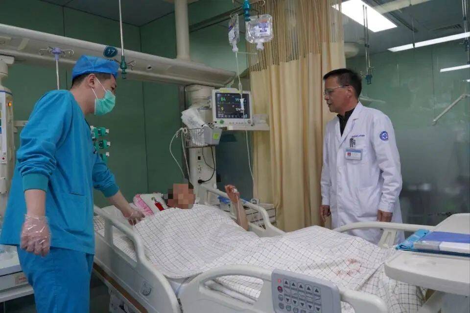 危急时刻勇担当！济南市人民医院重症医学科成功救治呼吸衰竭患者