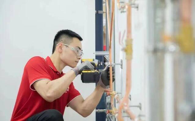 山东工业技师学院学子将代表中国参加法国里昂第47届世界技能大赛