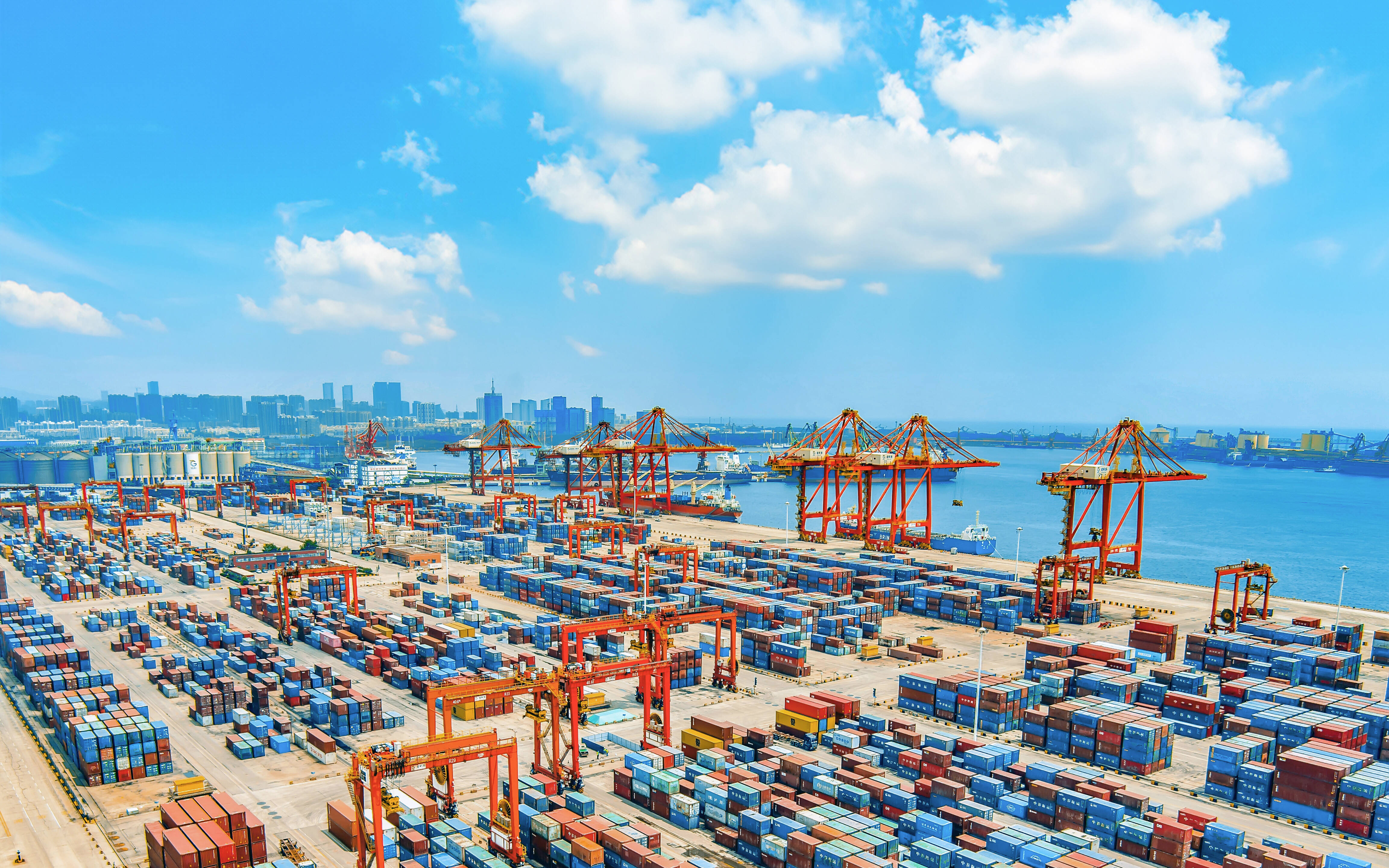 稳链保畅！山东港口日照港实现首季开门红 货物吞吐量同比增长6.7%