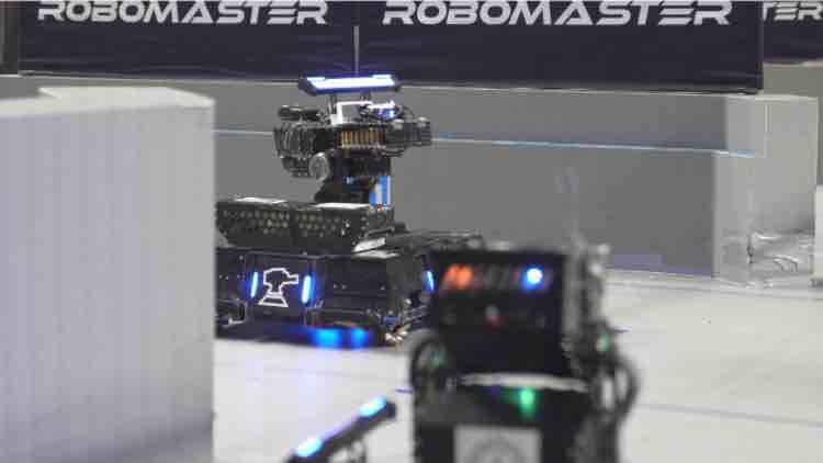 机器人热血巅峰对决！RoboMaster机甲大师高校联盟赛（山东站）正式落幕
