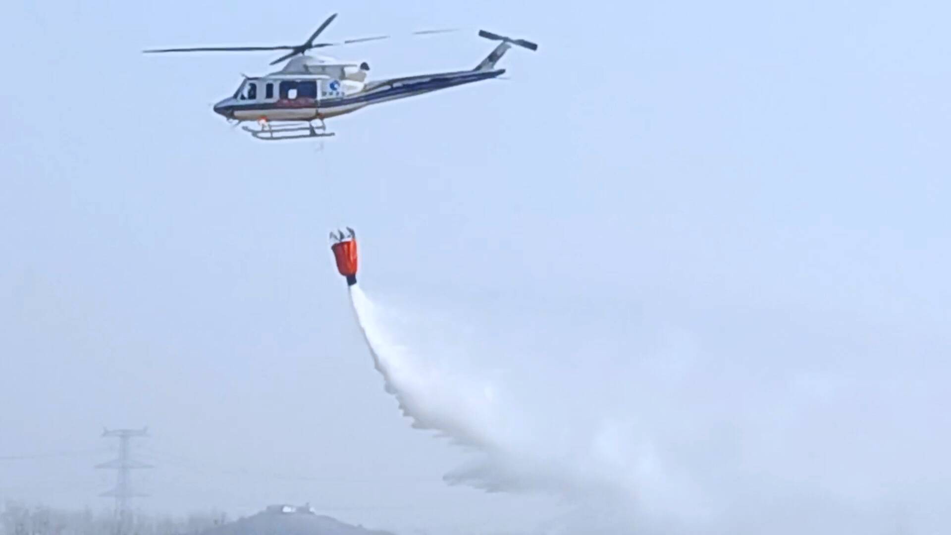 EC225大型森林消防直升机进驻临沂 全力以赴保护好绿水青山