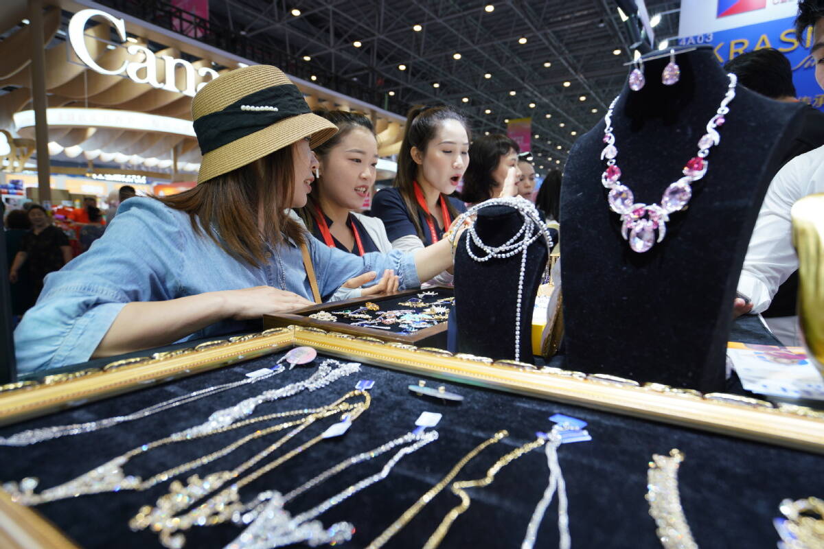 'She-economy' unleashes market potential at consumer expo