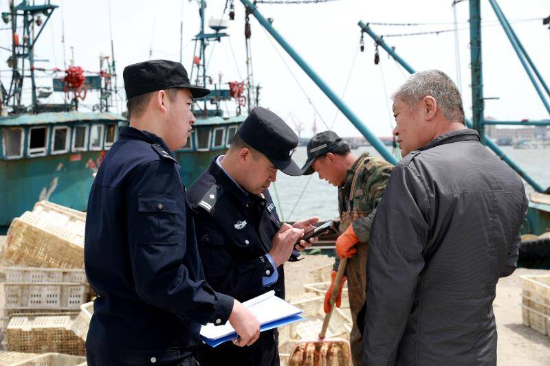 黄渤海伏季休渔，荣成海岸警察强化休渔期治安管控