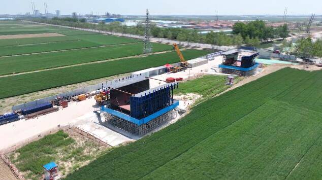 潍坊：千余名建设者坚守施工一线 推进津潍高铁建设