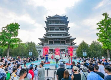 五一假期第一天，济南市30家景区共接待游客51.62万人次