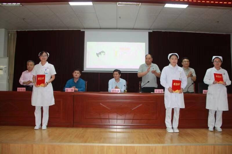 滕州市张汪中心卫生院举行庆祝“5.12”国际护士节暨主题演讲比赛活动