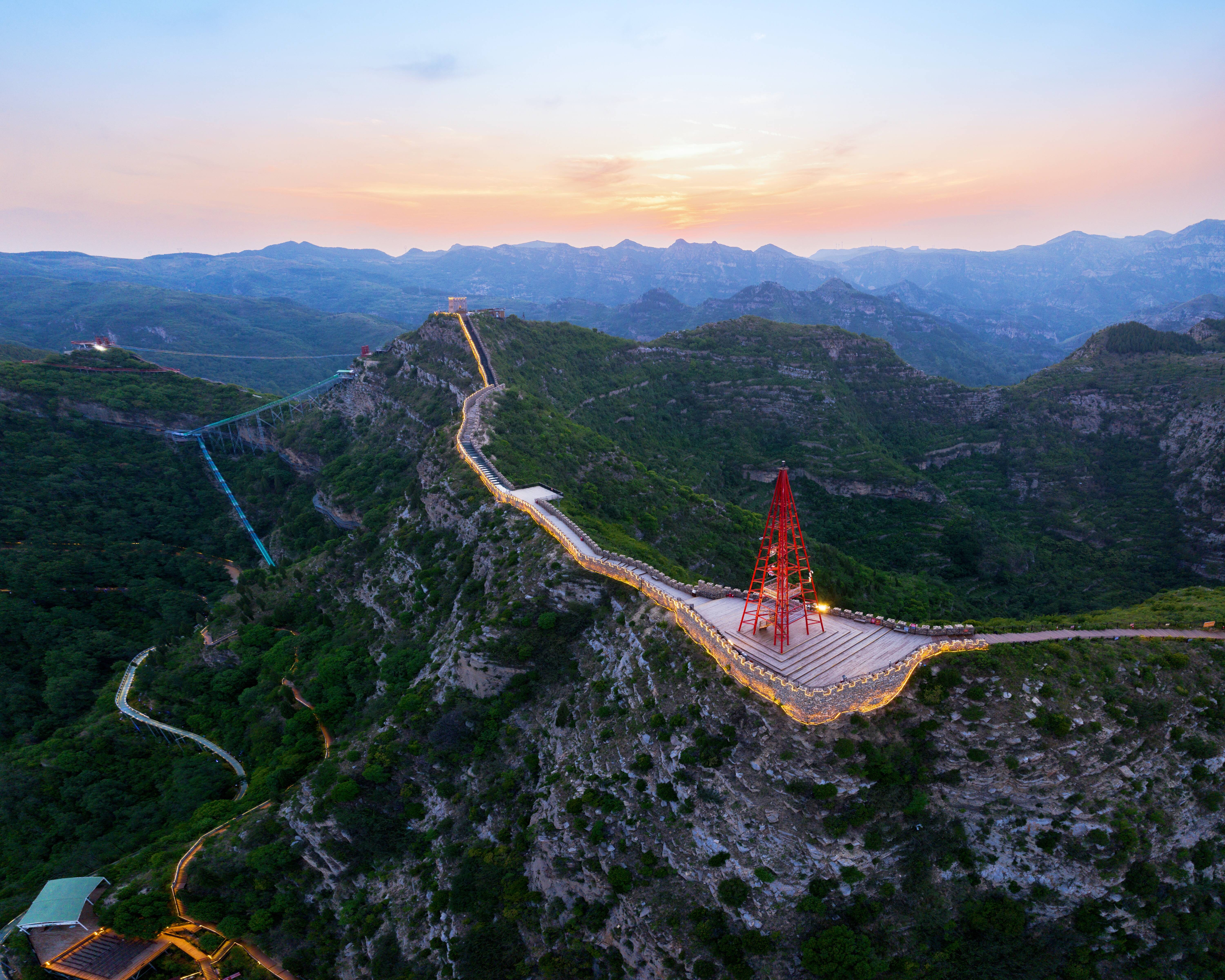 山东文旅·红叶柿岩旅游区面向全国中高考毕业生免门票!