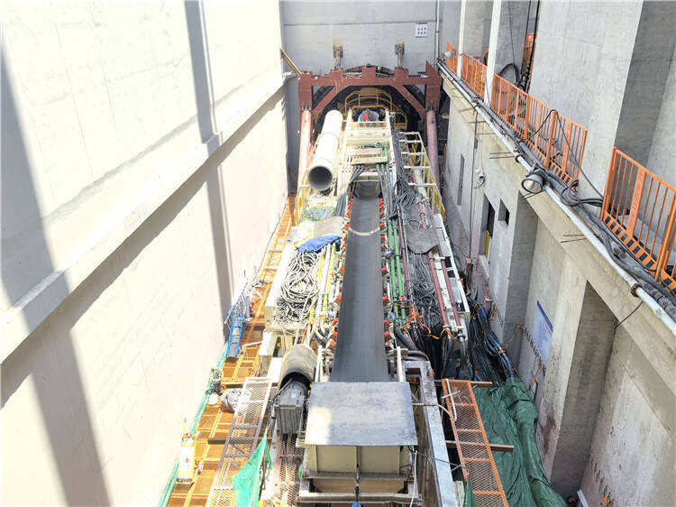 “铁龙10号”端午节如期上线 青岛地铁15号线加快建设