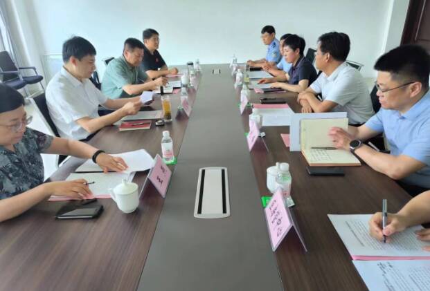 冷興邦赴濱城區督導全國文明城市創建工作