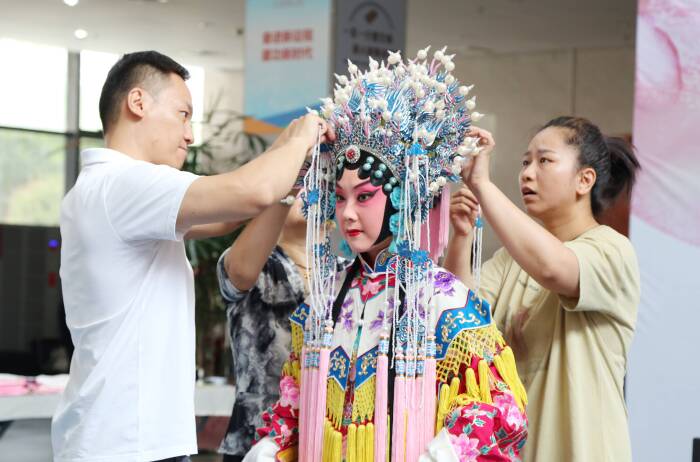 “戲韻繞梁”，感受濱州市博物館里的非遺之美