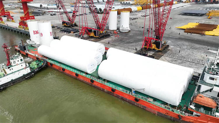 山东省首个风电设备大型专用码头 东营市广利港风电码头首船发运