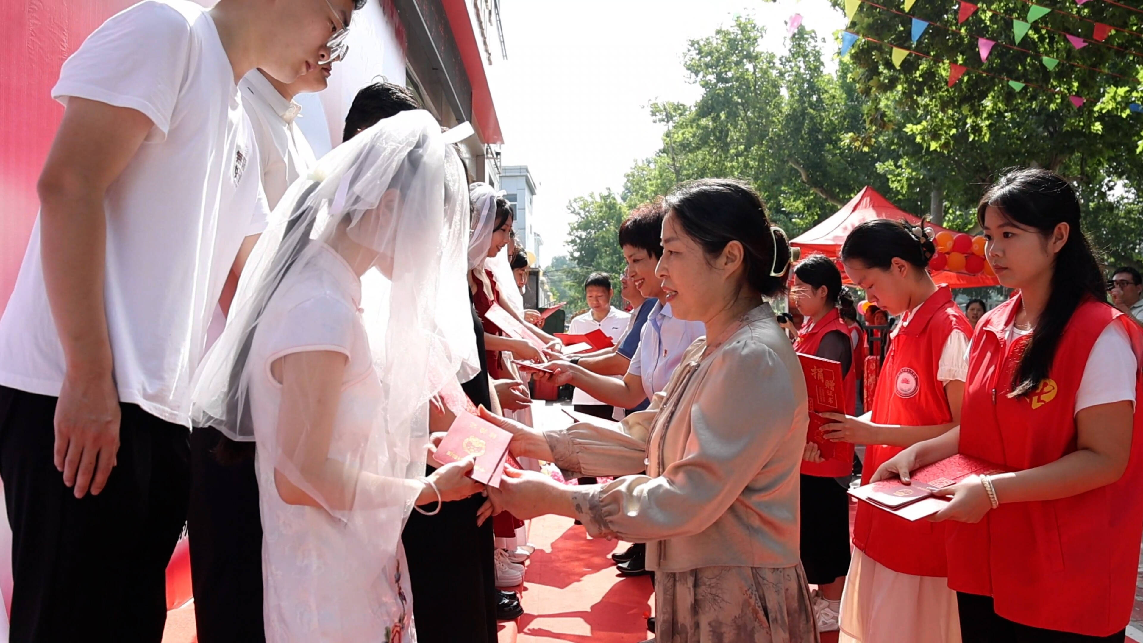 我们的节日·七夕｜泰安市东平县：婚姻+慈善 小爱汇聚大爱
