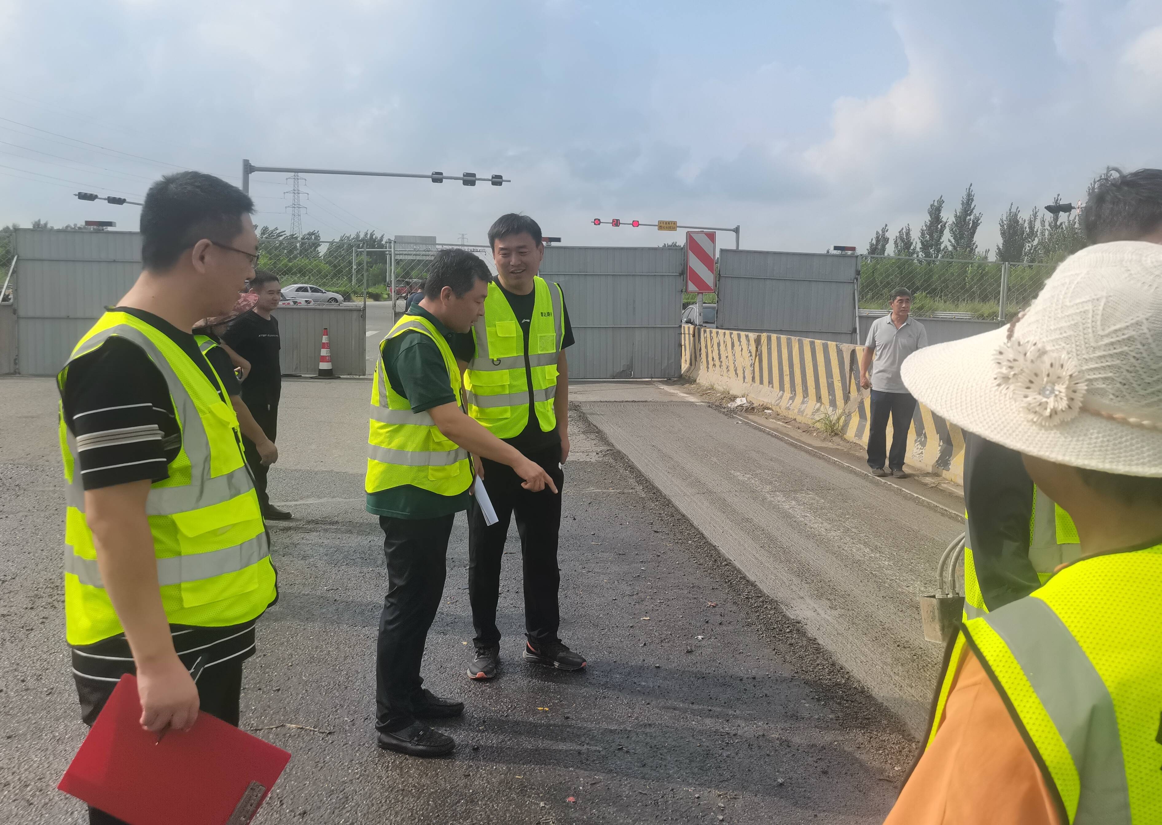 庆云公路分中心开展G205庆云段修复养护工程现场督导工作