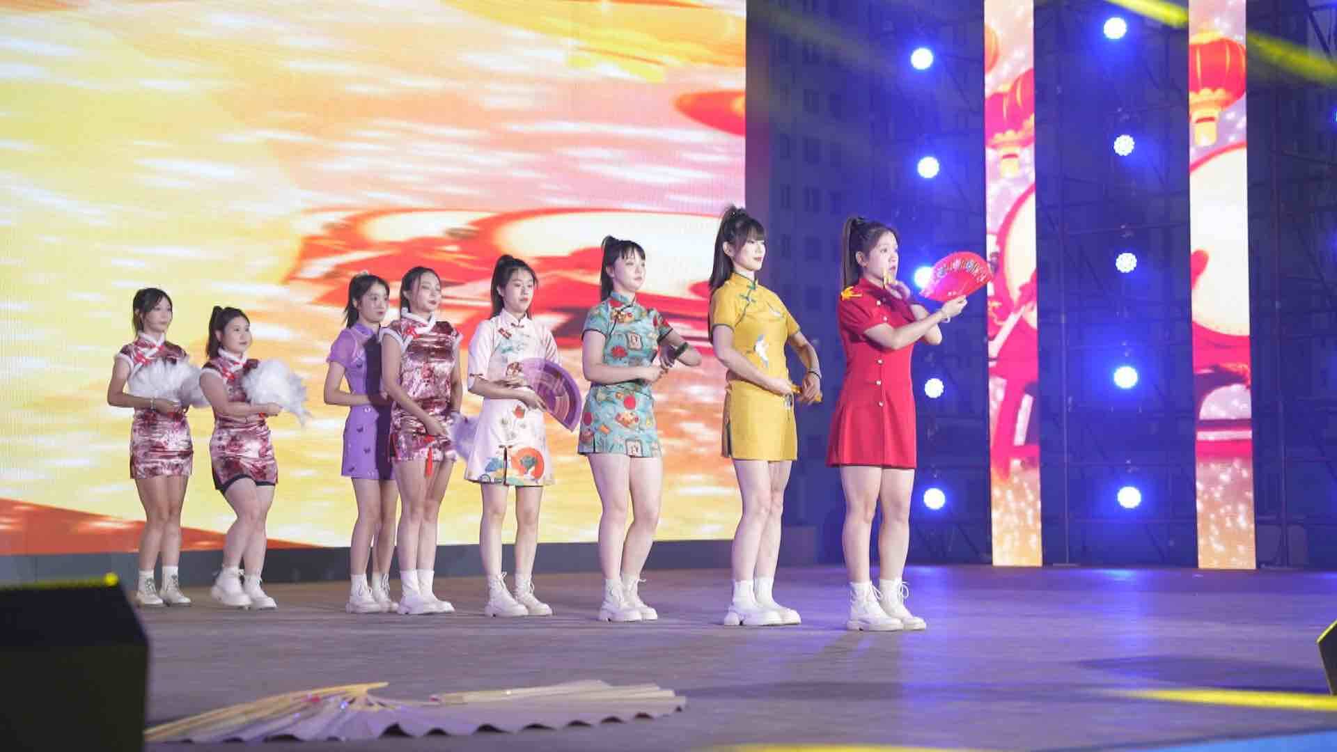 湖畔星光璀璨夜 移風易俗舞新篇：陽信縣“湖畔里·星光城”奏響文明新樂章