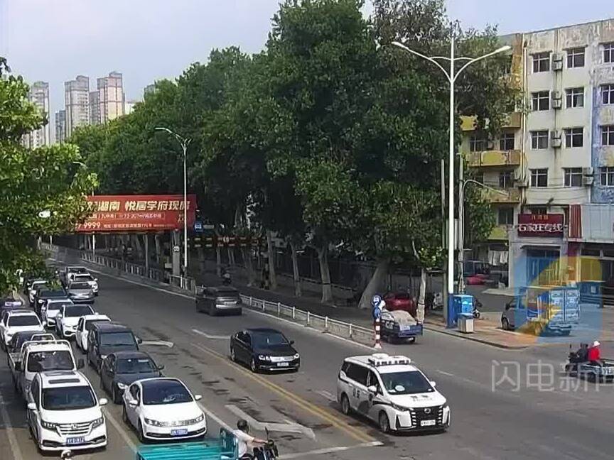 河北孕妇即将分娩 德州交警为“新生命”开道！