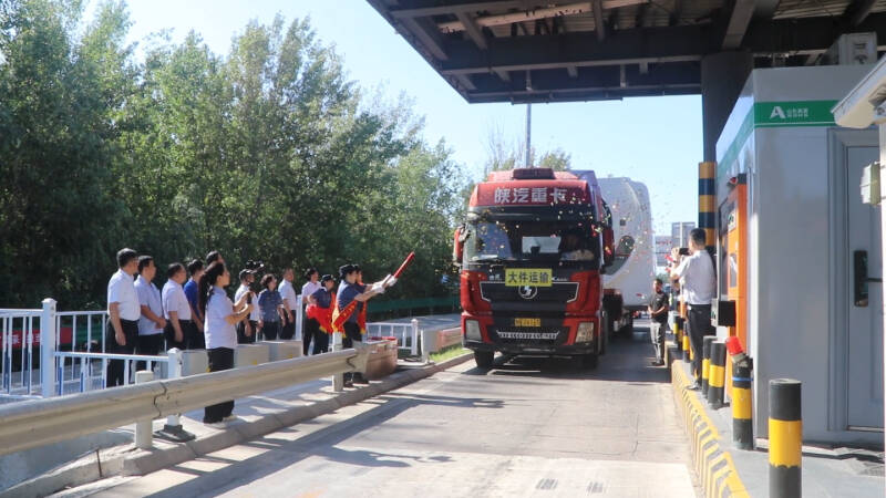 德州：首例已建成超宽车道改造再升级 超宽大件运输车顺利通行
