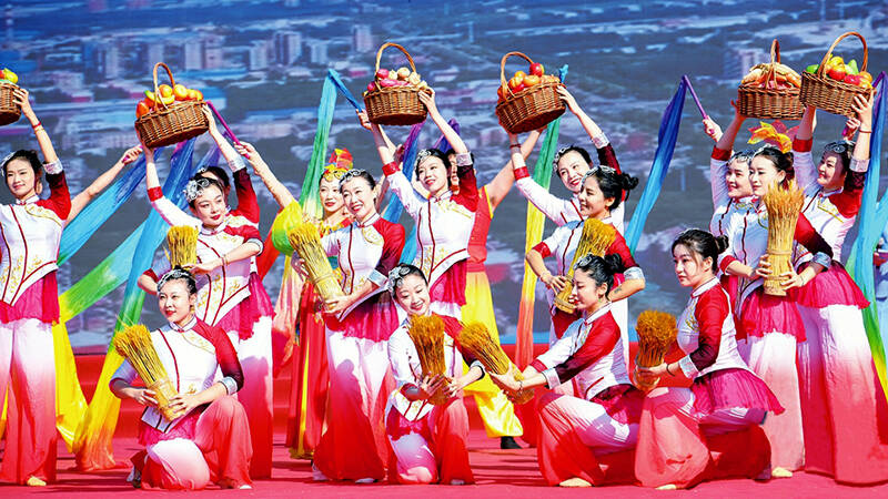 德州庆祝农民丰收节暨“德州味”农产品展销会举行