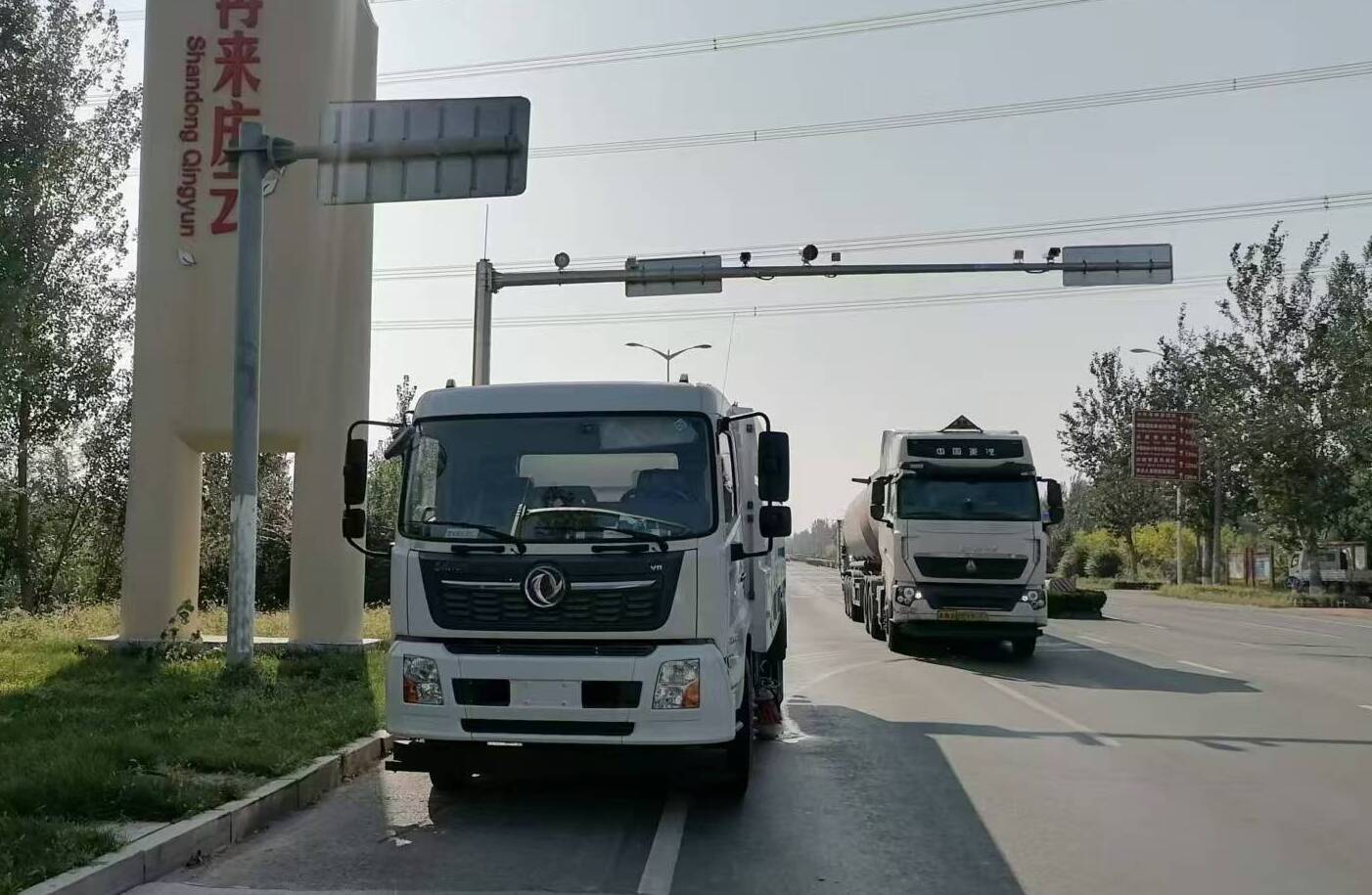 庆云开展节前公路安全检查专项行动 重点整治秋收占道晒粮、摆摊设点等